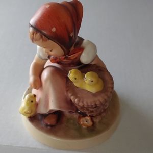 Goebel Hummel - vintage - Chick Girl #57